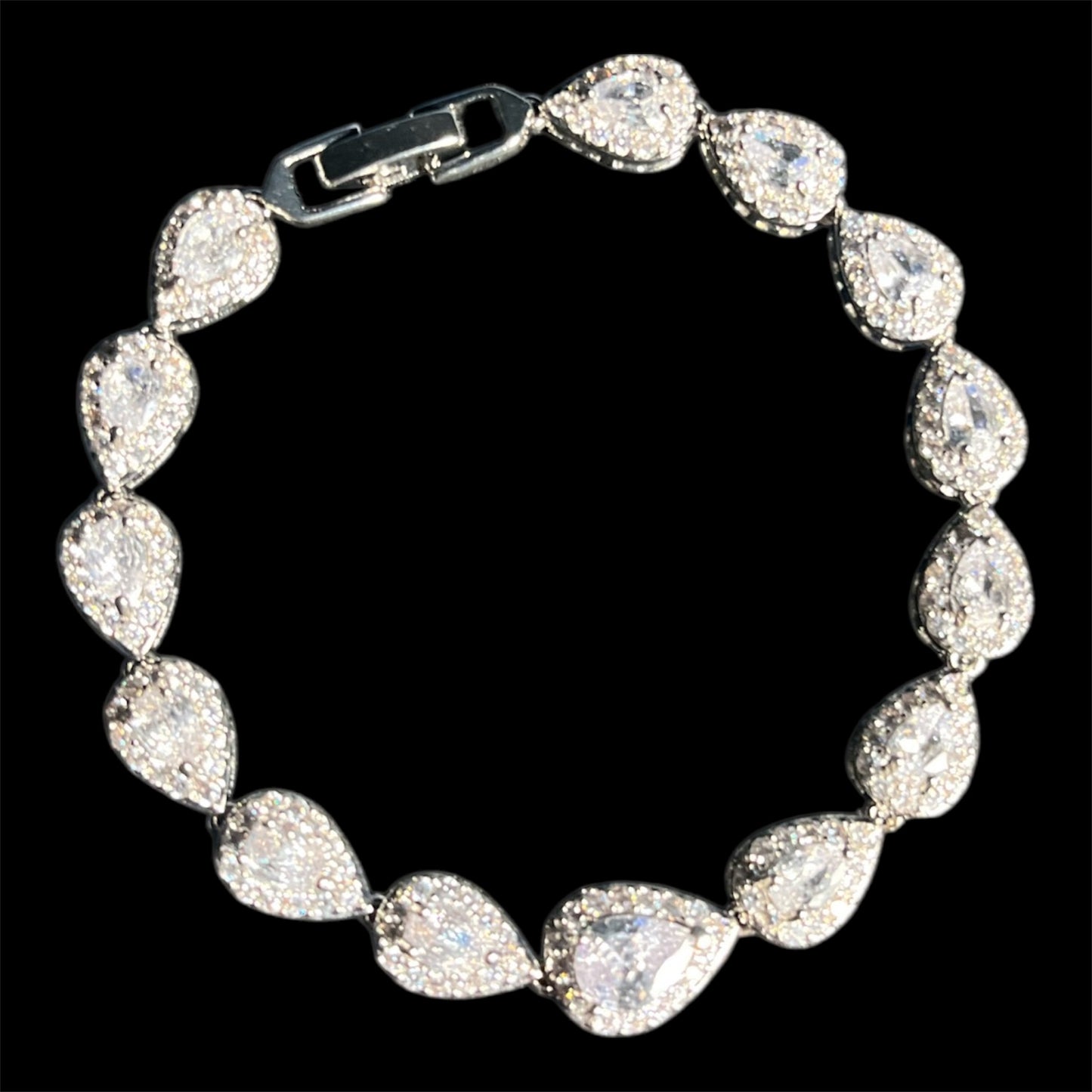 TEAR-DROP BRACELET